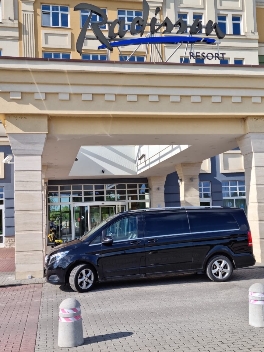 Мерседес В-класс трансфер в аэропорт Жуковский